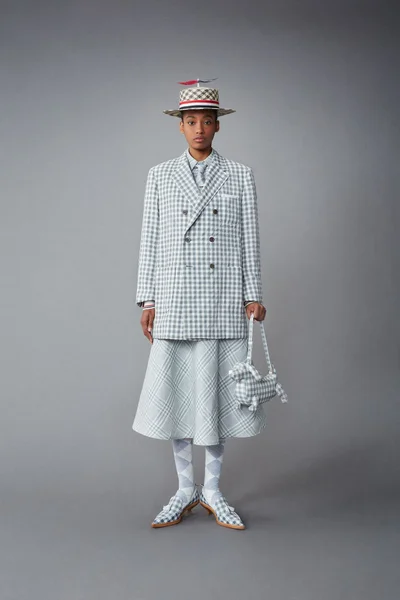 Look 11